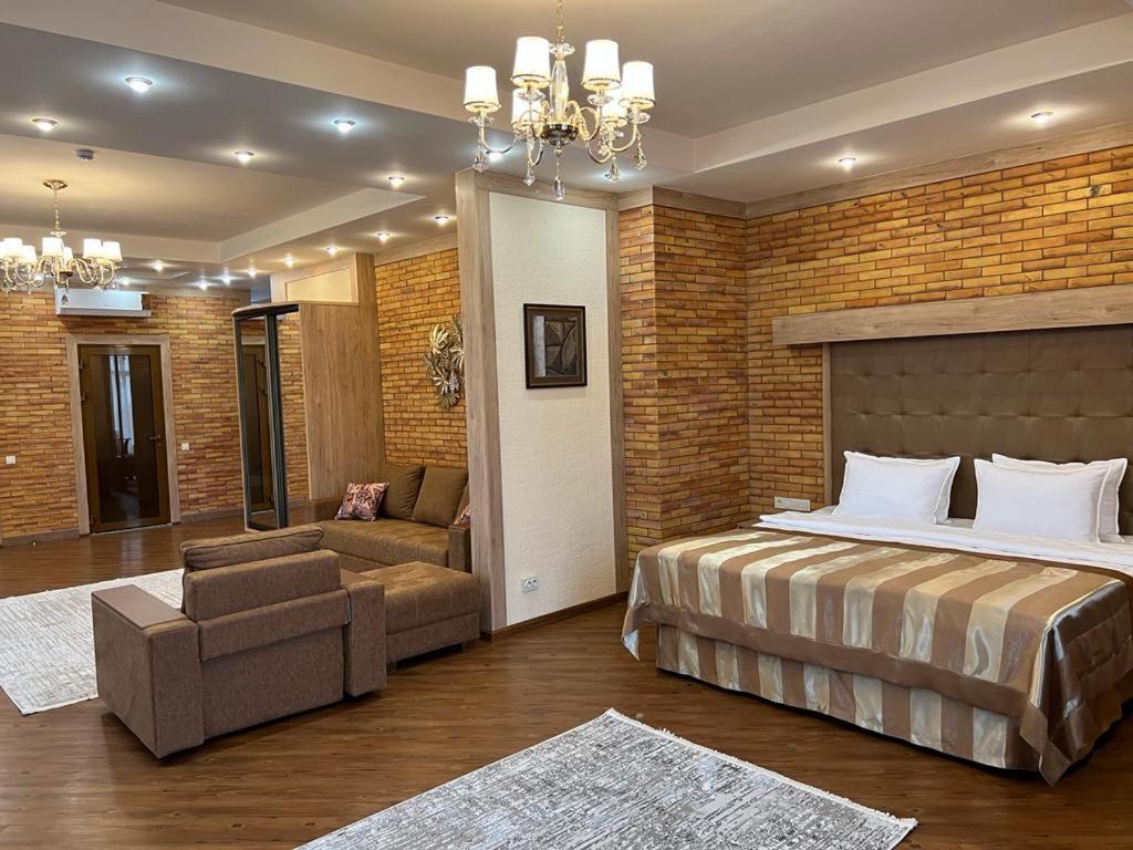 City Stay Апарт-Отель Алматы Exterior photo