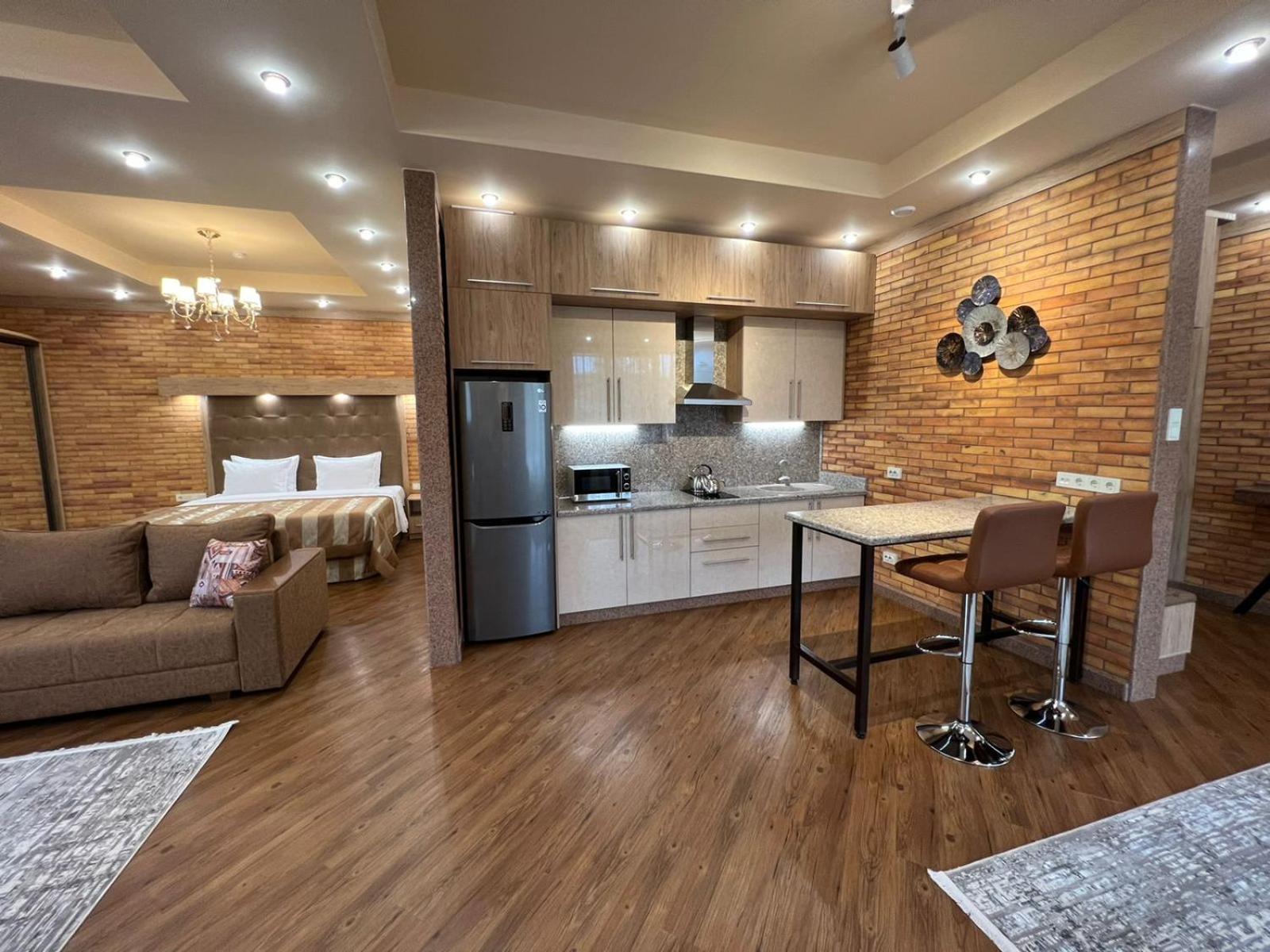 City Stay Апарт-Отель Алматы Exterior photo