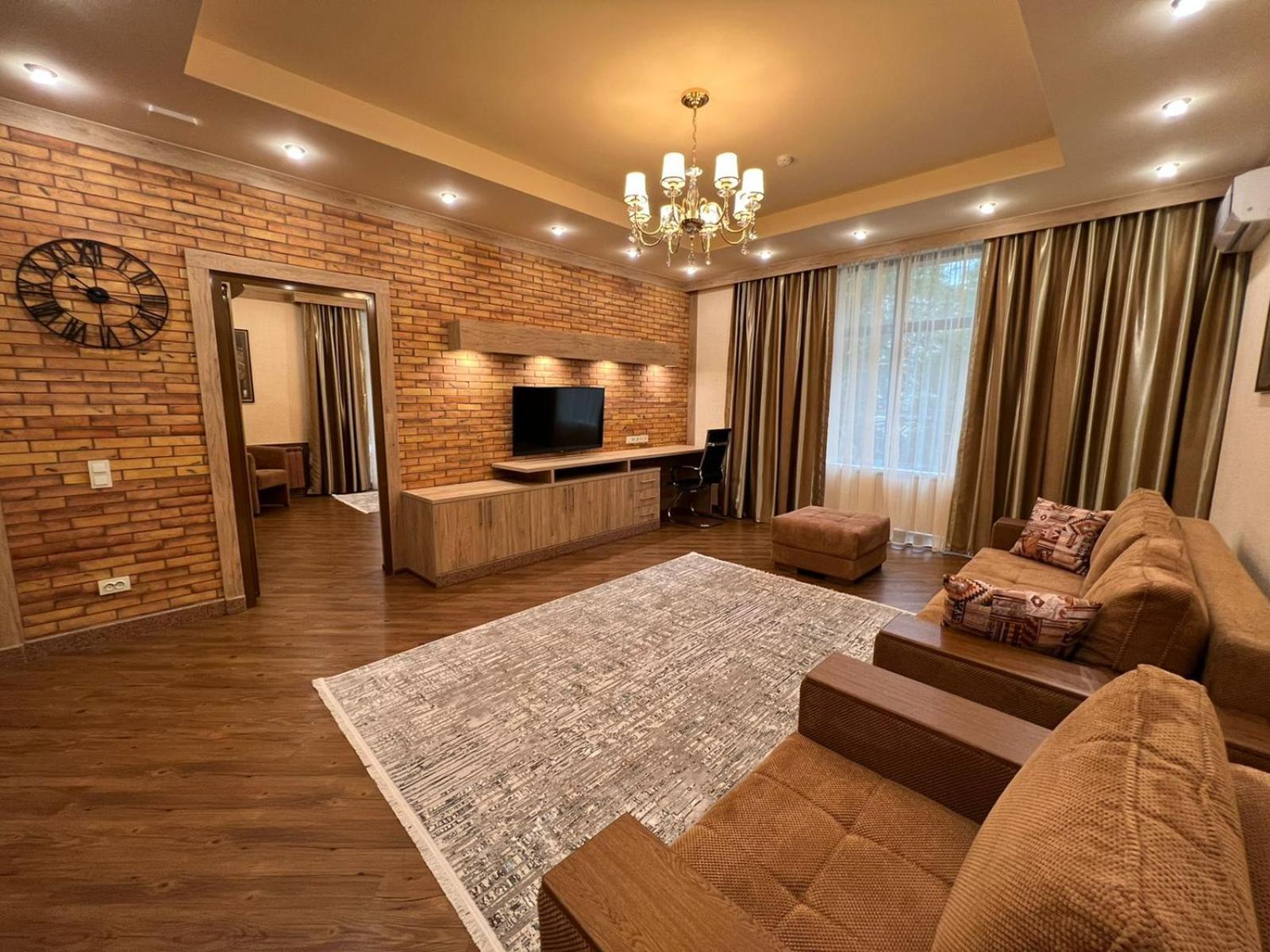 City Stay Апарт-Отель Алматы Exterior photo
